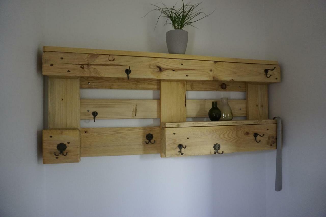 Rieslingstube Bei Britta & Joachim Apartment Undenheim ภายนอก รูปภาพ