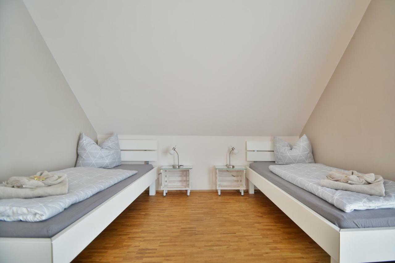 Rieslingstube Bei Britta & Joachim Apartment Undenheim ภายนอก รูปภาพ